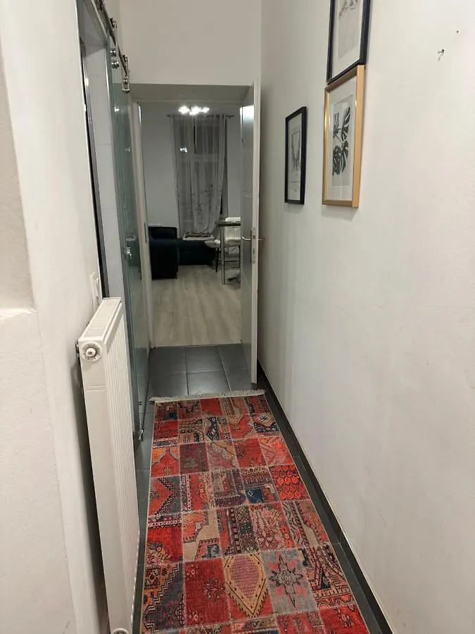 شقة Comf. Apart Near The City - 13 Minutes To 1St فيينا